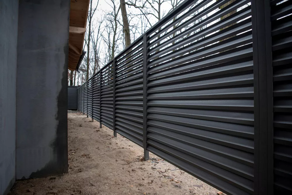 Aluminium-Steel Slat Fences